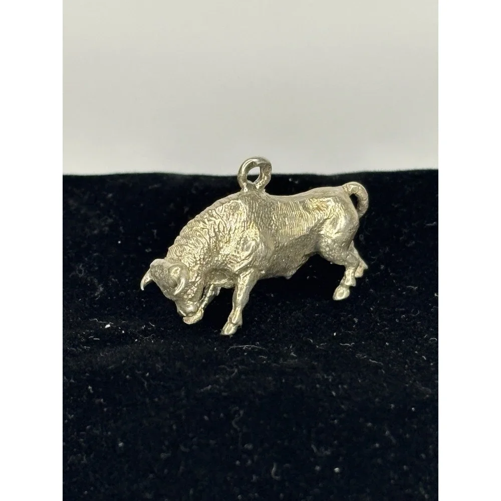 Vintage Sterling Silver Charging Bull Charm Pendant 3D Taurus Zodiac